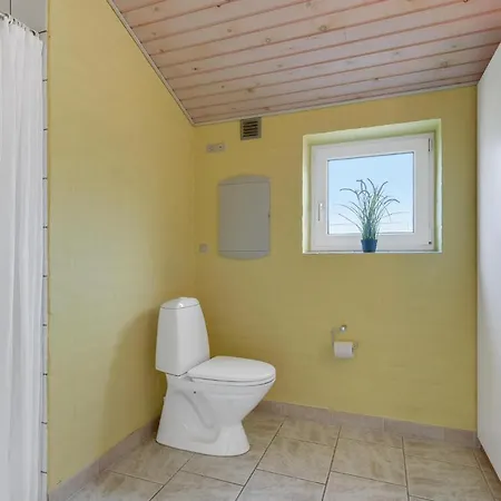 Two-bedroom In Prázdninový dům Broager